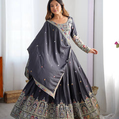 warya's Premium Quality Heavy Traditional Lehenga Choli Black