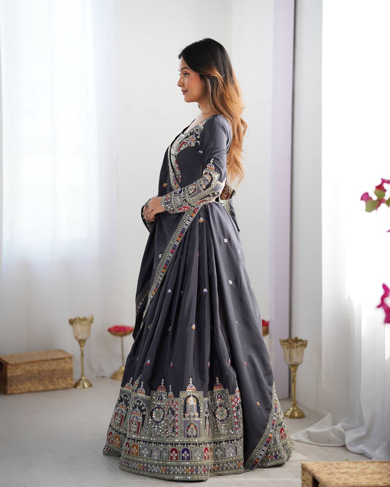 warya's Premium Quality Heavy Traditional Lehenga Choli Black