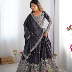 warya's Premium Quality Heavy Traditional Lehenga Choli Black