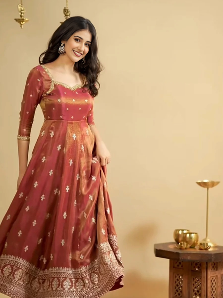 Saakshi`s cosmo Slit Anarkali Premium Suit Set