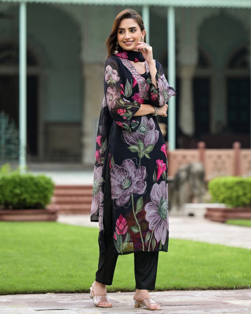 Georgette Kurta and Pant & Dupatta Set – by QueenVastra