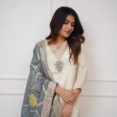 Embroidered Chanderi Silk Kurta Set – Pure Elegance in Every Thread– by QueenVastra