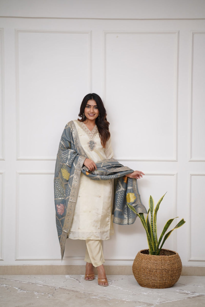 Embroidered Chanderi Silk Kurta Set – Pure Elegance in Every Thread– by QueenVastra