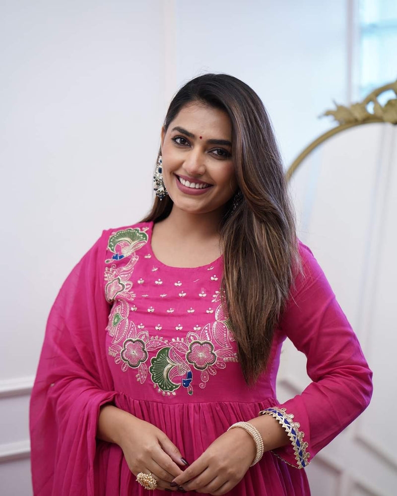 Chanderi Silk Kurta Set with Dupatta– by QueenVastra