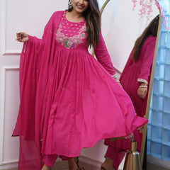 Chanderi Silk Kurta Set with Dupatta– by QueenVastra