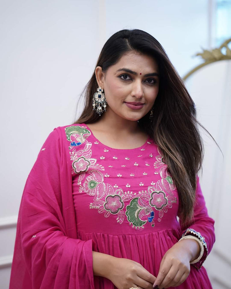 Chanderi Silk Kurta Set with Dupatta– by QueenVastra