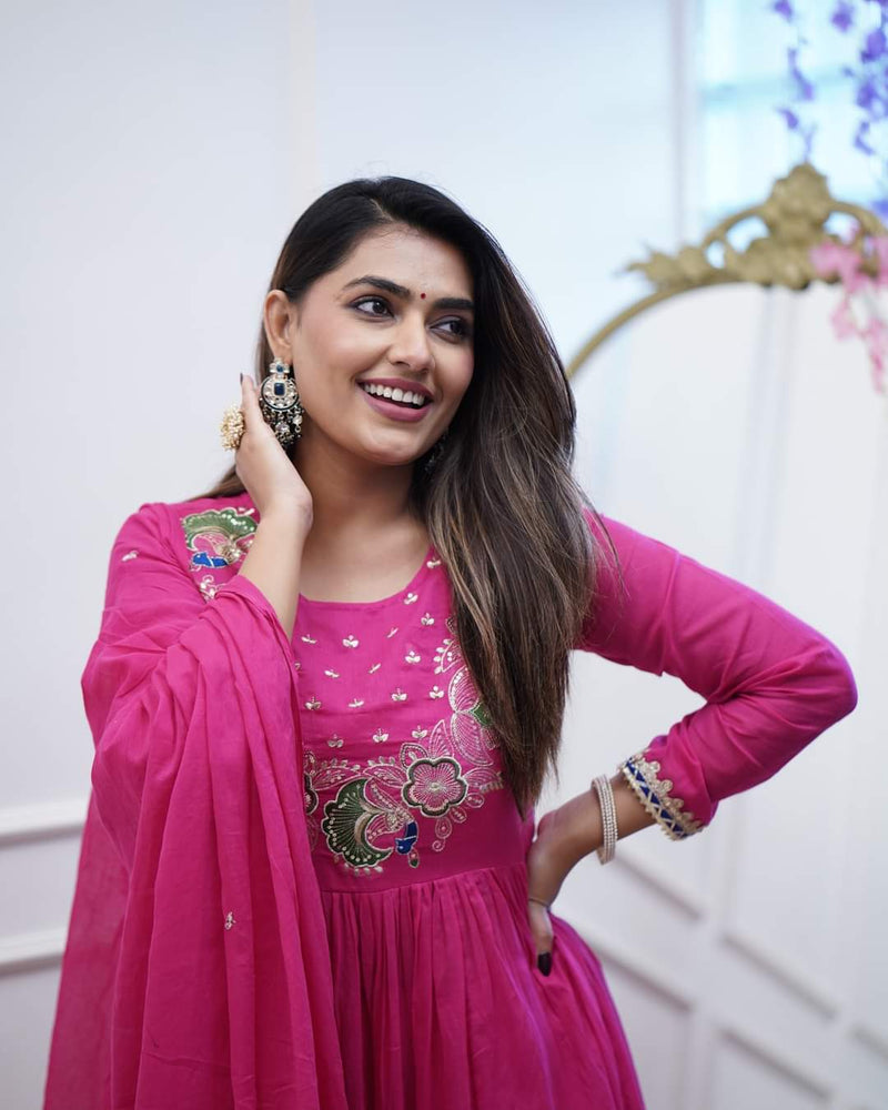 Chanderi Silk Kurta Set with Dupatta– by QueenVastra