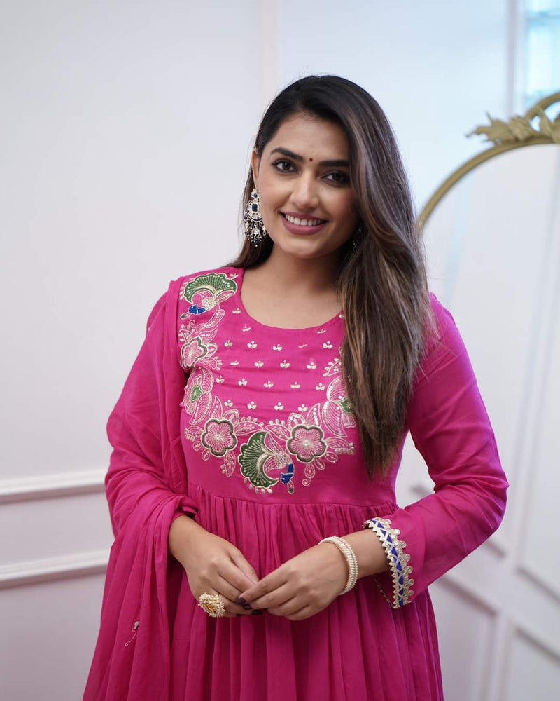 Chanderi Silk Kurta Set with Dupatta– by QueenVastra