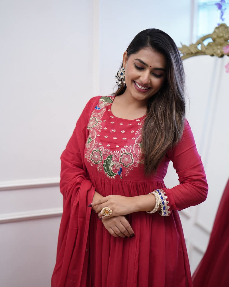 Chanderi Silk Kurta Set with Dupatta– by QueenVastra