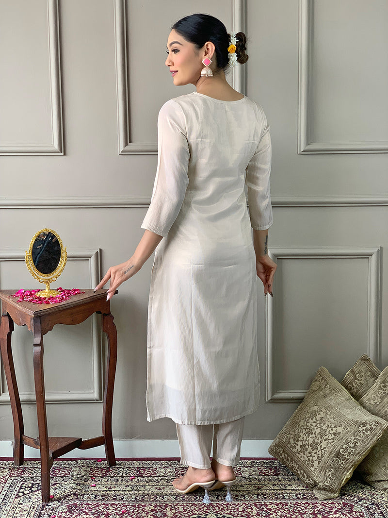 Women's Simar Embroidered Straight Kurta with Pant and Dupatta Sets
