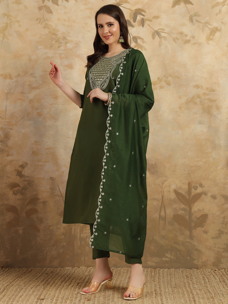 Women ethnic dress kurta set with attatched dupatta