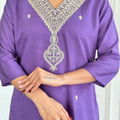 Women Ethnic Motifs Embroidered Regular Sequinned Kurta Set With Dupatta