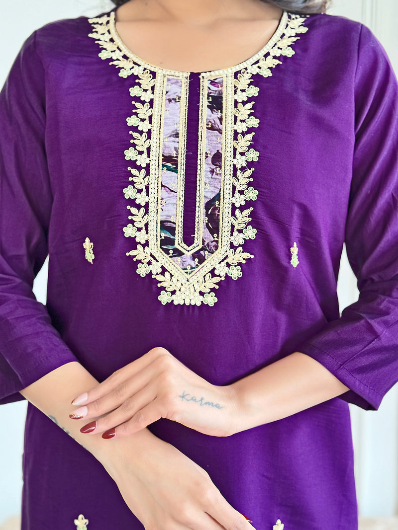 Floral Embroidered Sequinned Chanderi Silk Kurta with Trouser & Dupatta