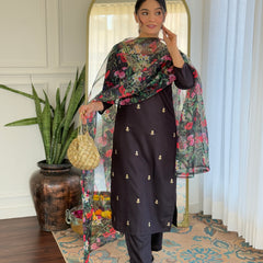 Women's Designer Party Wear Pure Soft Viscose Slub Kurti Pent Set with Dupatta