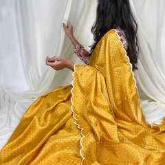Yellow Color Arca Work Gadhawal Chex Women Wear Saree