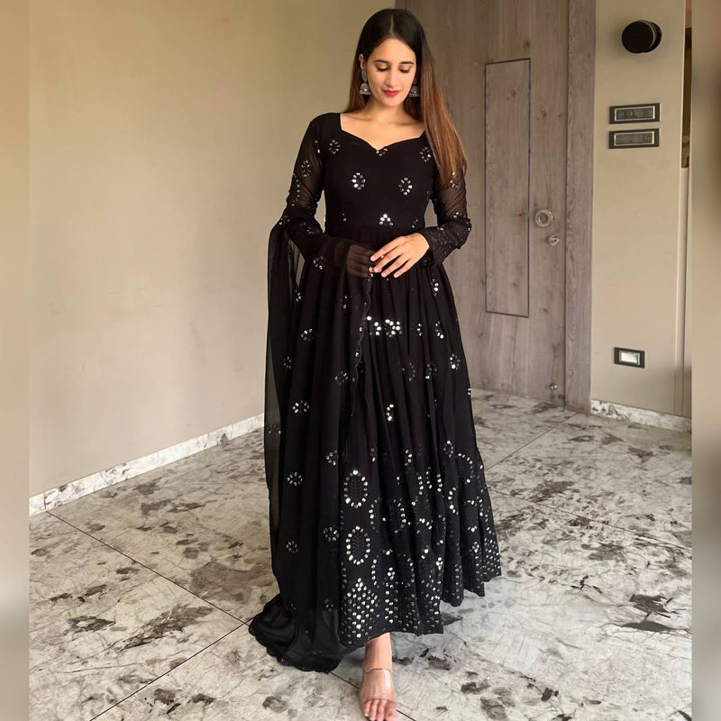 Kajal's Black Embroidered Anarkali Suit