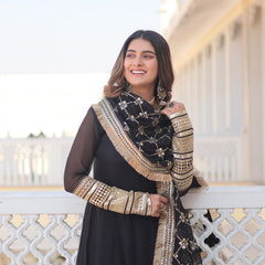 Keshavi'S Black Coloured Gown