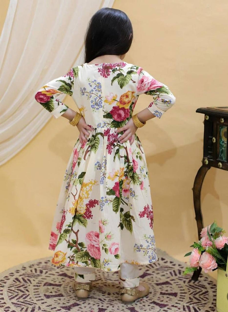 Presenting New Designer Heavy Fox Georgettee Gownn With Digital Print work Ready To Wear Collection OC-180