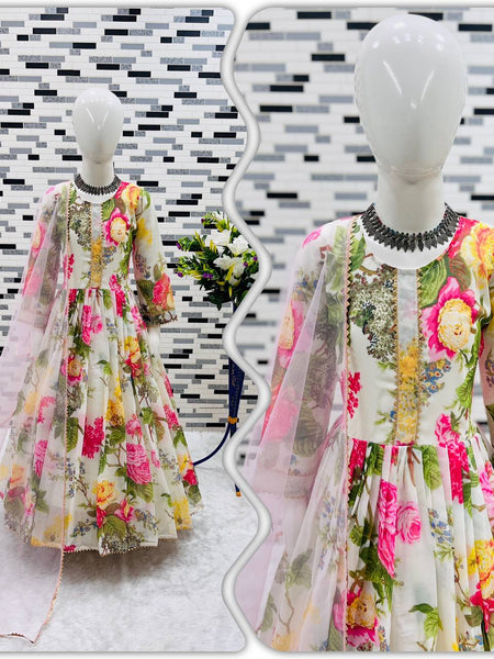 Presenting New Designer Heavy Fox Georgettee Gownn With Digital Print work Ready To Wear Collection OC-180