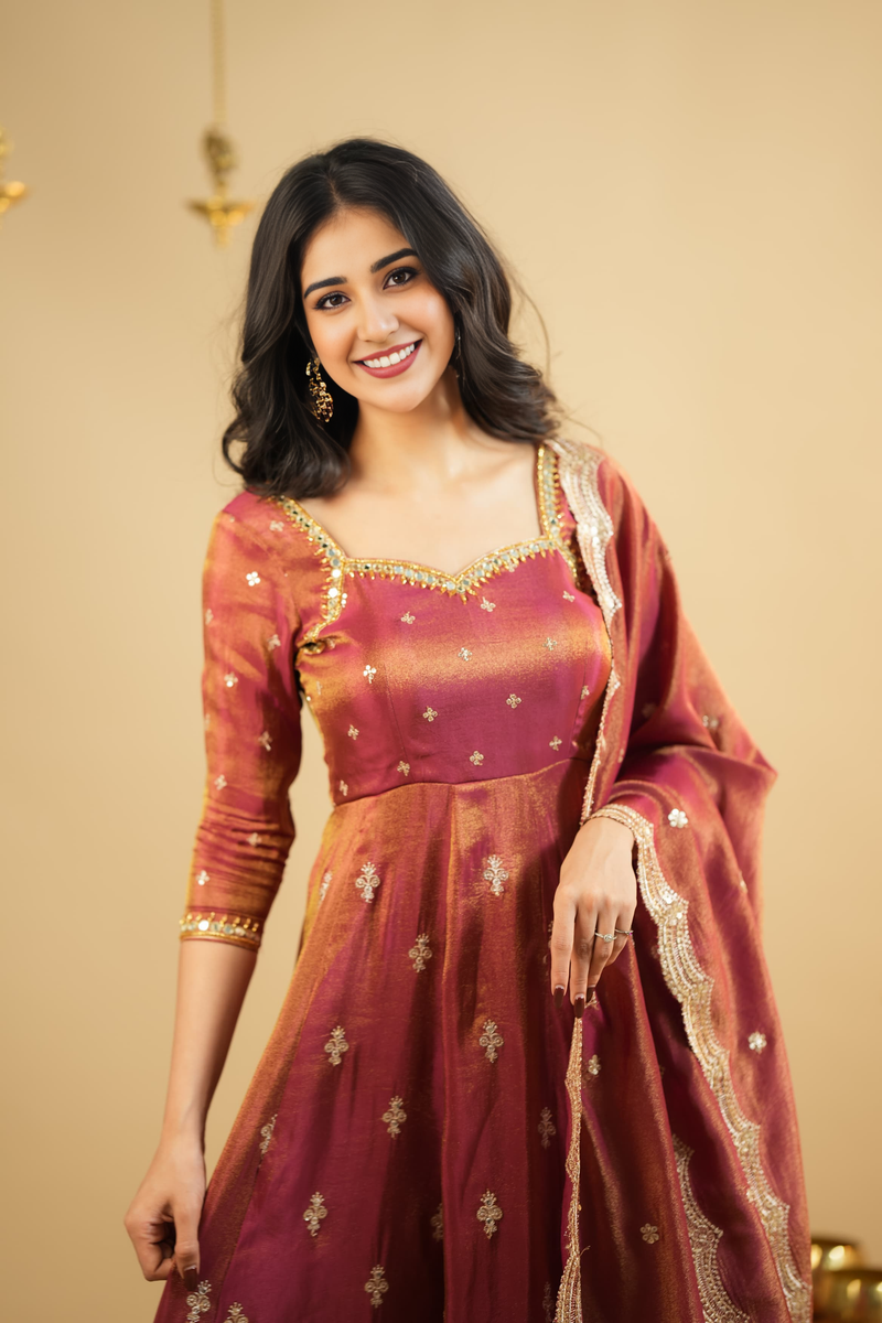 Saakshi`s cosmo Slit Anarkali Premium Suit Set