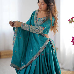 warya's Premium Quality Heavy Traditional Rama Lehenga Choli