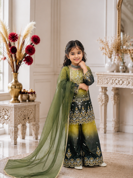 Trending Launching New Đěsigner Party Wear Look Top Palazzo& Dupatta Set