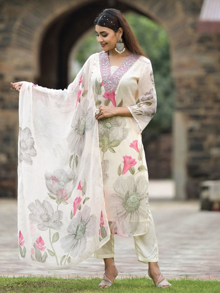 Georgette Kurta and Pant & Dupatta Set – by QueenVastra