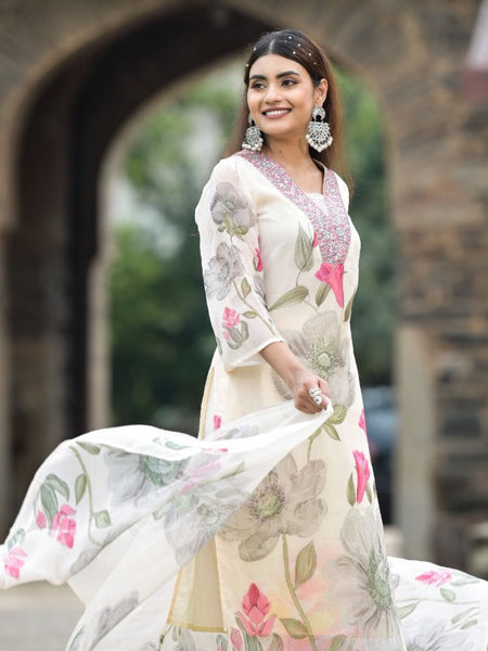 Georgette Kurta and Pant & Dupatta Set – by QueenVastra