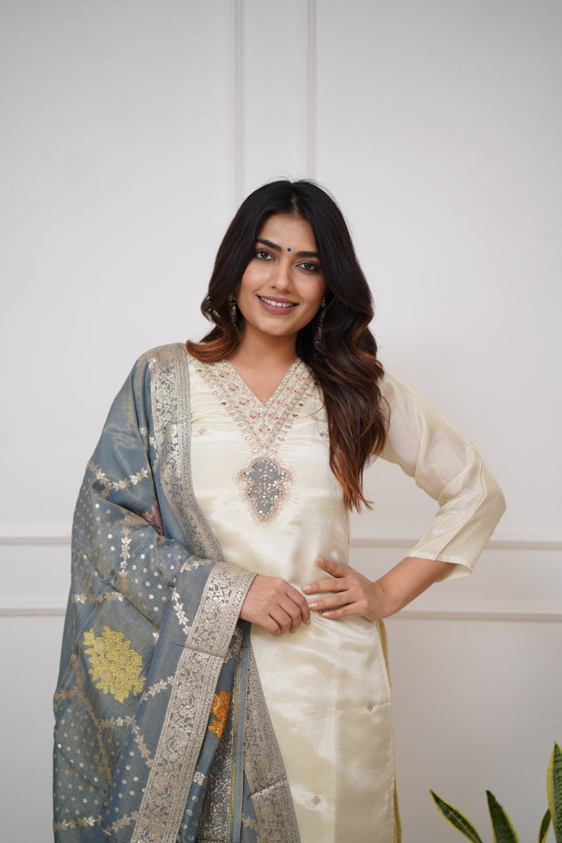 Embroidered Chanderi Silk Kurta Set – Pure Elegance in Every Thread– by QueenVastra