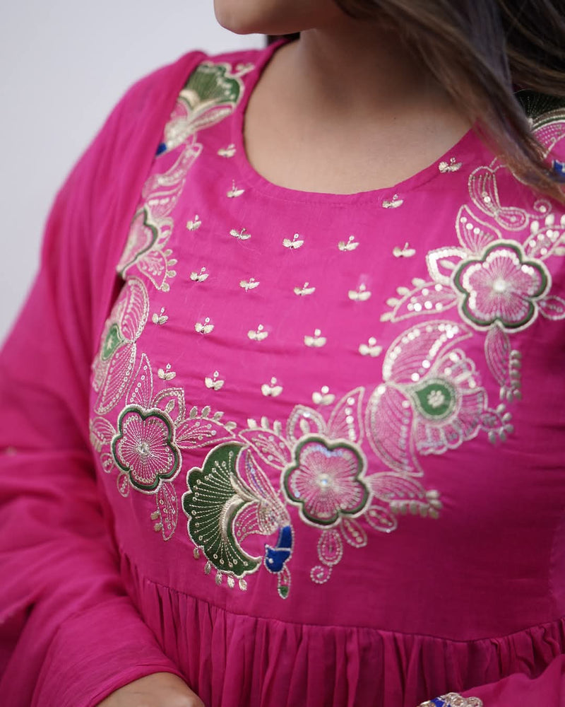 Chanderi Silk Kurta Set with Dupatta– by QueenVastra