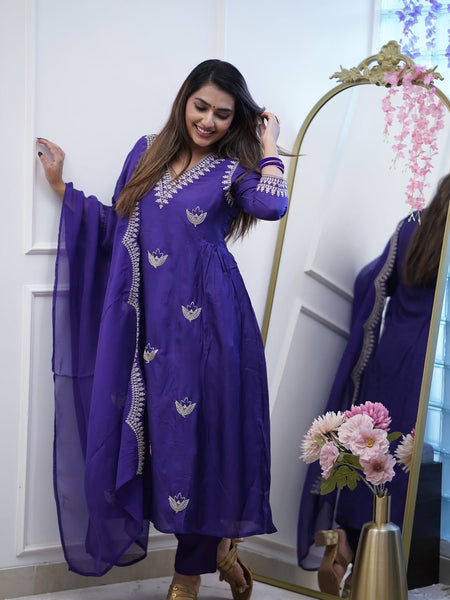 Noor – Embroidered Gown Set in Chanderi– by QueenVastra