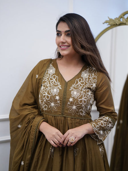 Chic Cotton Silk Embroidered Kurti Set with Chanderi Cotton Dupatta– by QueenVastra