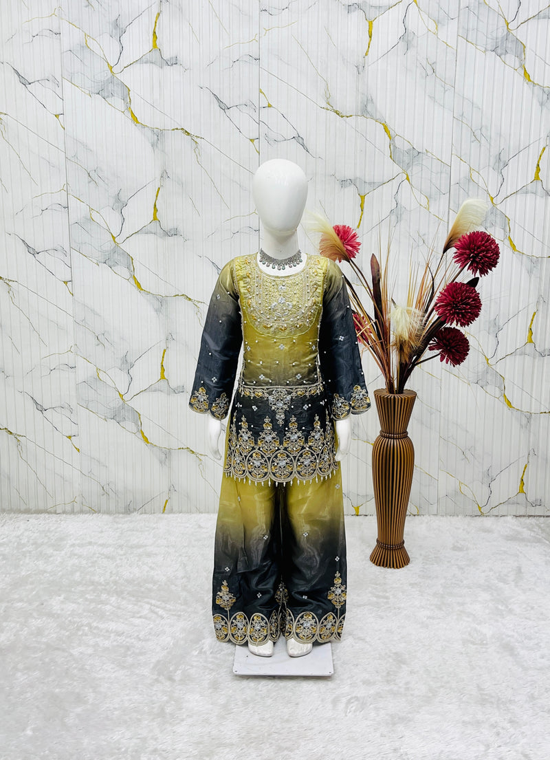 Trending Launching New Đěsigner Party Wear Look Top Palazzo& Dupatta Set