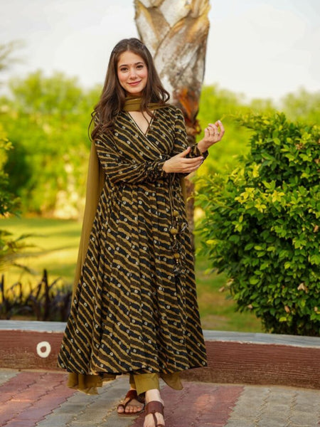 Danica Masterd Green Coloured Suit