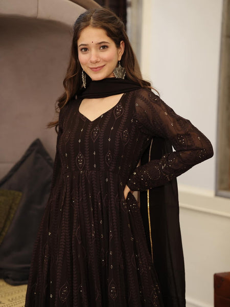 SANAYA'S'  BLACK Or RED SUIT SET - 101