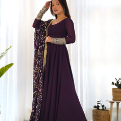 Malini's Beutifull Fancy Anarkali Suit Set