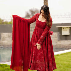 SANAYA'S'  BLACK Or RED SUIT SET - 101
