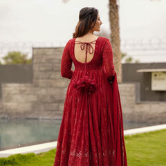 SANAYA'S'  BLACK Or RED SUIT SET - 101