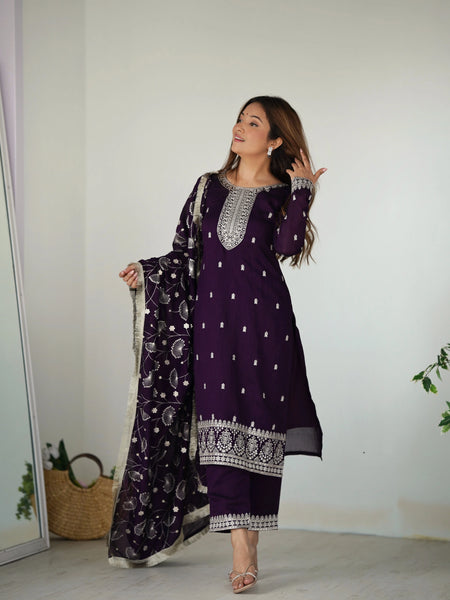 PURPLE COLOR PREMIUM QUALITY SUIT SET DT -273