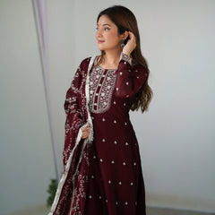 MAROON COLOR PREMIUM QUALITY SUIT SET DT -273
