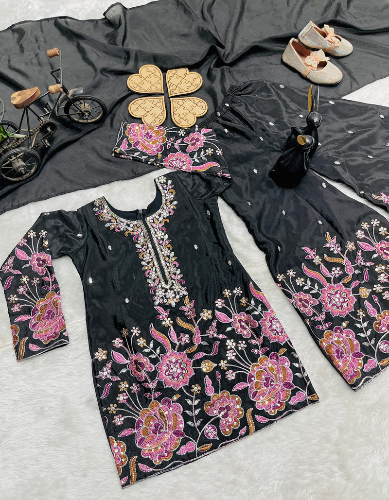 TRENDING TOP WITH SHARARA AND DUPATTA SET READY TO WEAR COLLECTION OC-212