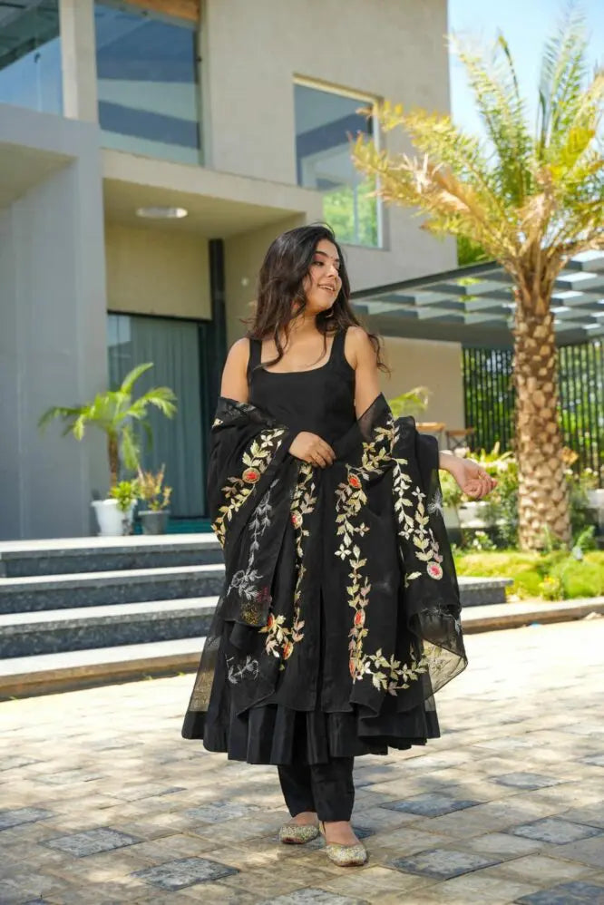 Zoya's Black Chanderi Suit