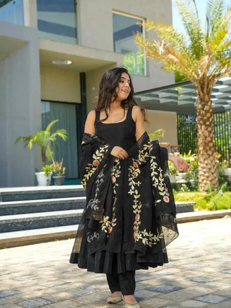 Zoya's Black Chanderi Suit