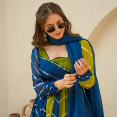 Sanvi's Leheriya Suit
