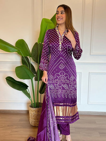 The 2025 Edit: A Kurti-Dupatta Set– by QueenVastra