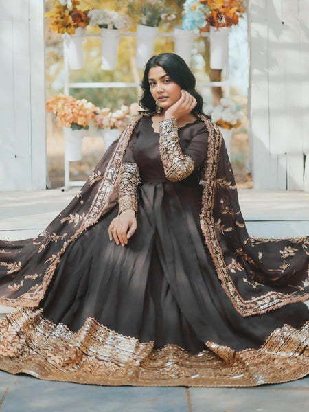 RADIANT BLACK SUIT SET - 142-black