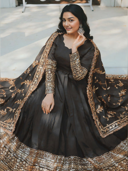 RADIANT BLACK SUIT SET - 142-black