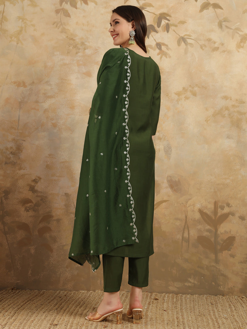 Women ethnic dress kurta set with attatched dupatta