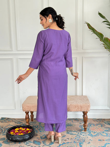 Women Ethnic Motifs Embroidered Regular Sequinned Kurta Set With Dupatta