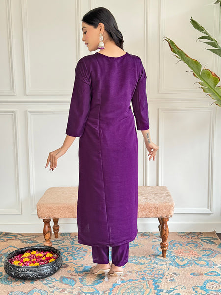 Floral Embroidered Sequinned Chanderi Silk Kurta with Trouser & Dupatta